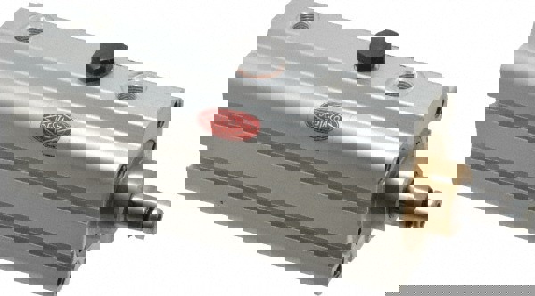 Air Swing Clamp: 67 lb Clamp Force, Adjustable (Right, Left, Straight) Swing, 1.1